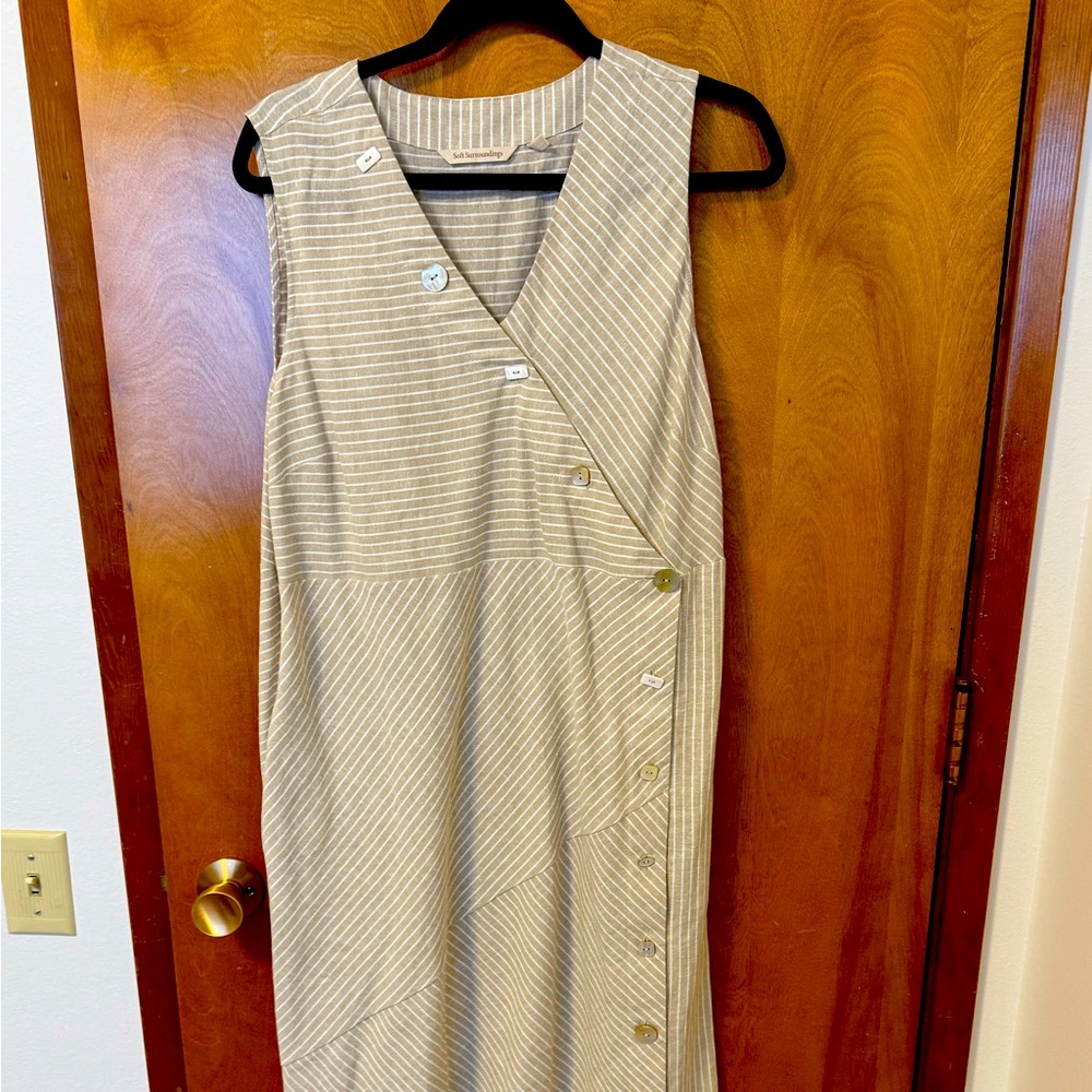 Soft Surroundings size XL Tan/White Faux Wrap Dress V-Neck Sleeveless